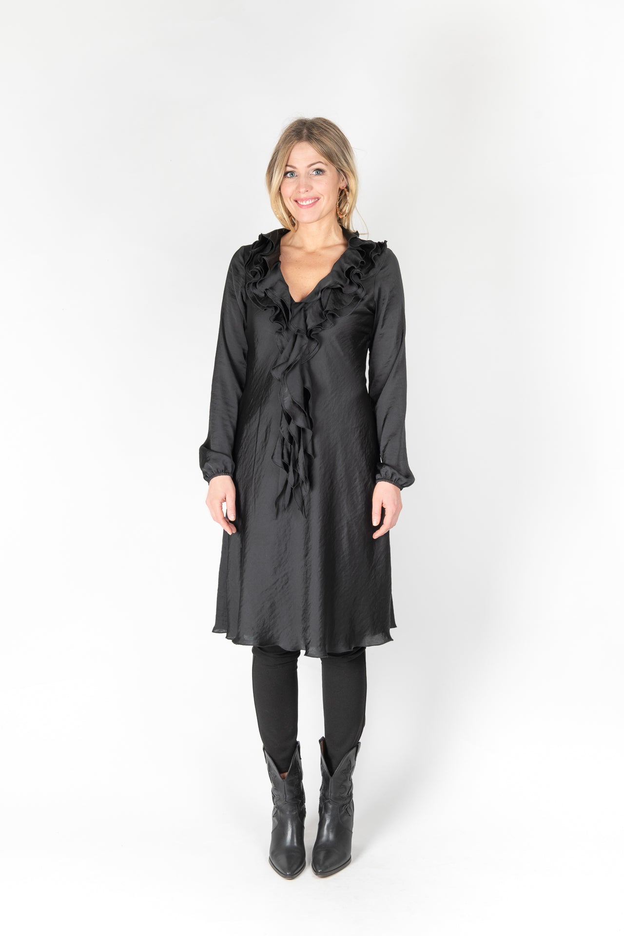 Bella Long Soft Shiny - Black