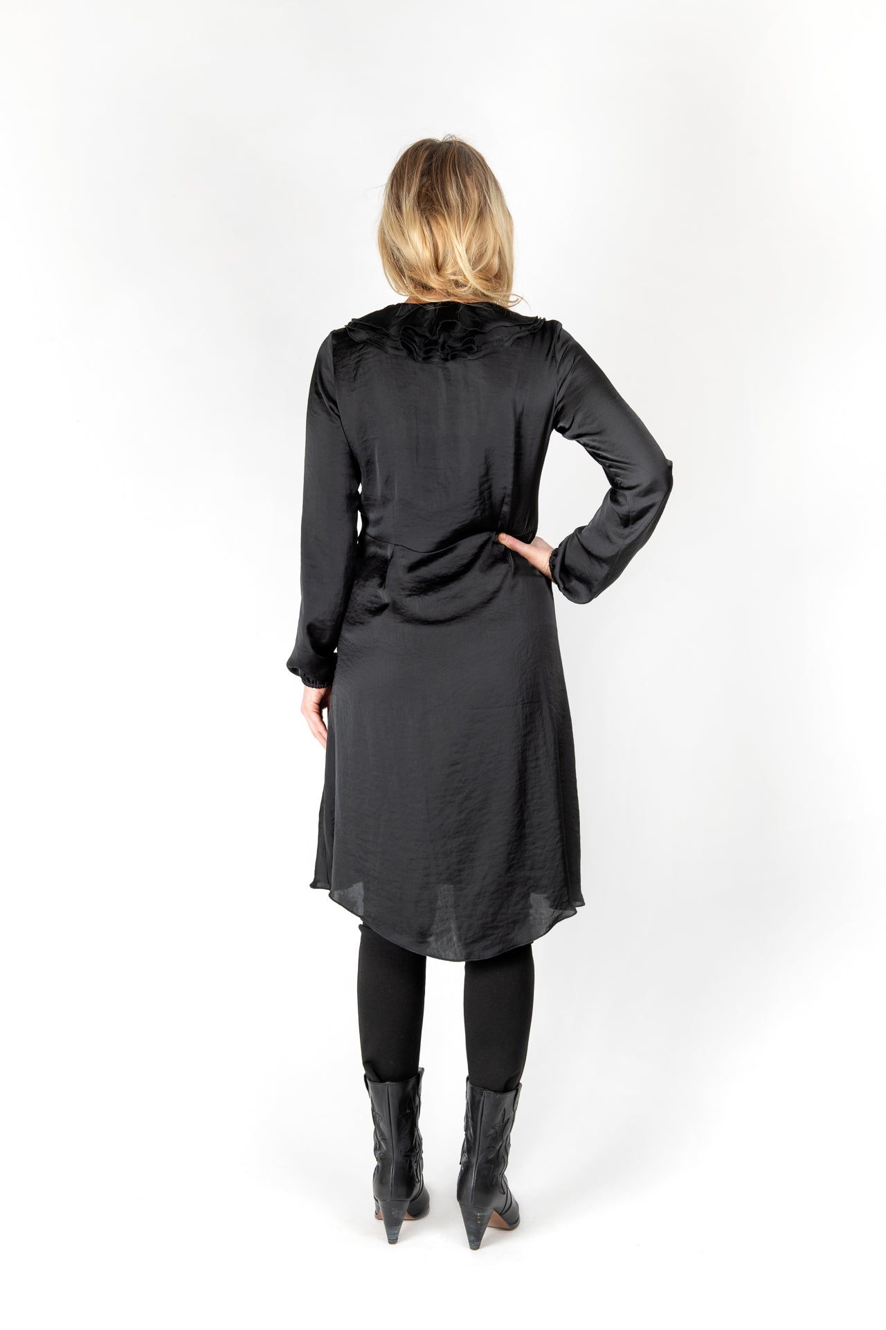 Bella Long Soft Shiny - Black