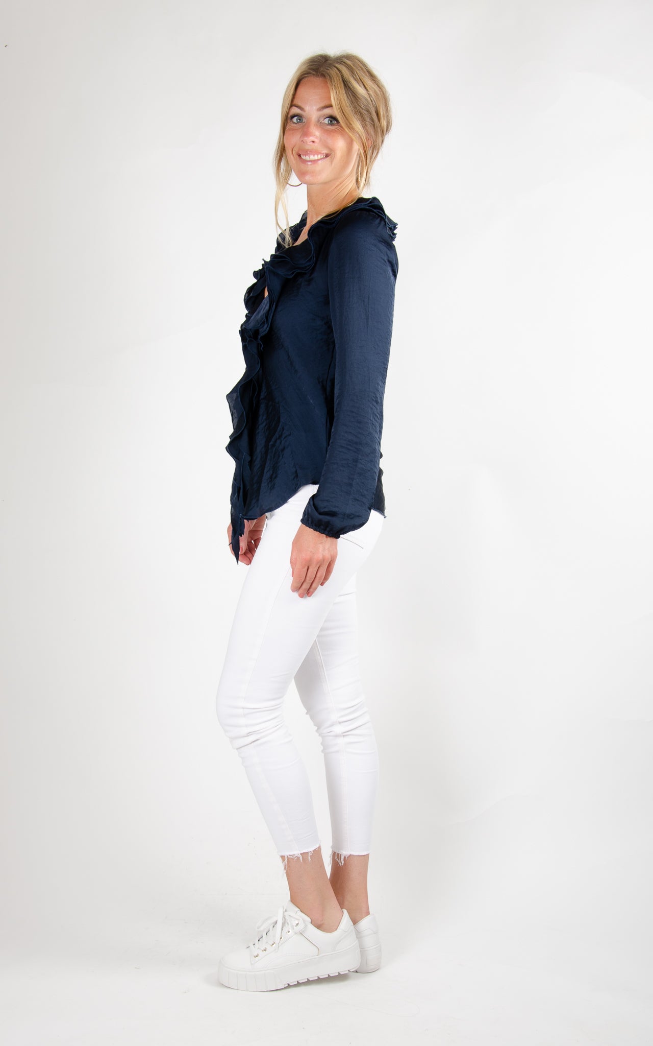 Bella Short Soft Shiny - Blue