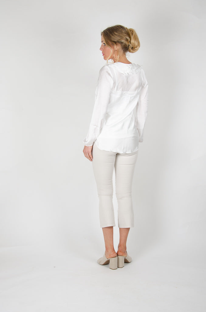 Bella Short Soft Shiny - White