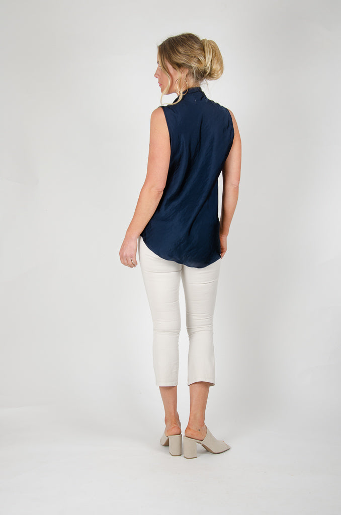 Mara Short Soft Shiny - Blue